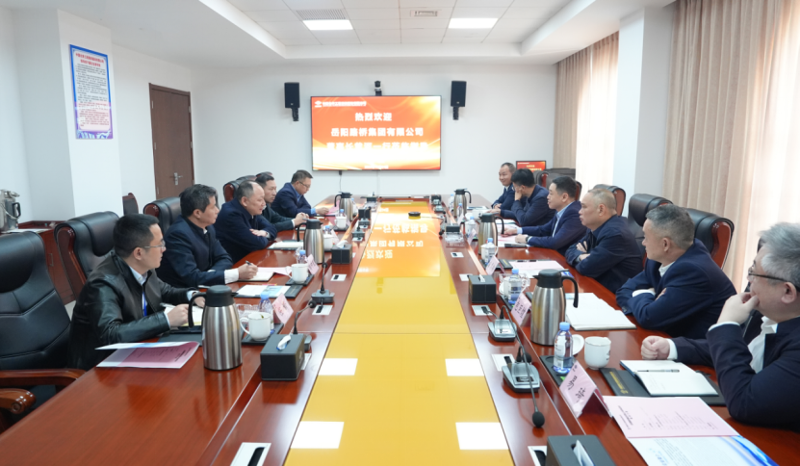 周鴻會(huì)見(jiàn)岳陽(yáng)路橋集團(tuán)黨委書(shū)記、董事長(zhǎng)黃河