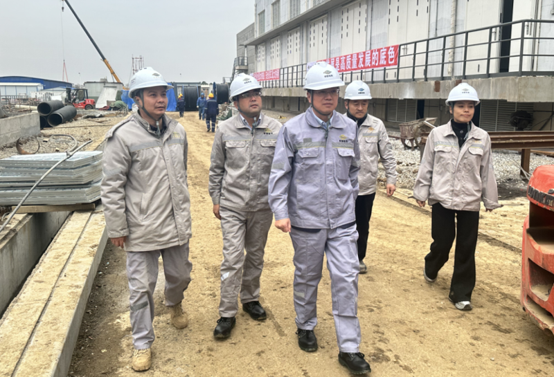 唐文方到公司湖北兩項(xiàng)目督導(dǎo)“大干四季度”會(huì)戰(zhàn)工作
