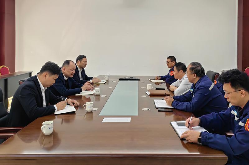 周鴻會見中化魯西工程黨委書記、總經(jīng)理姜吉濤